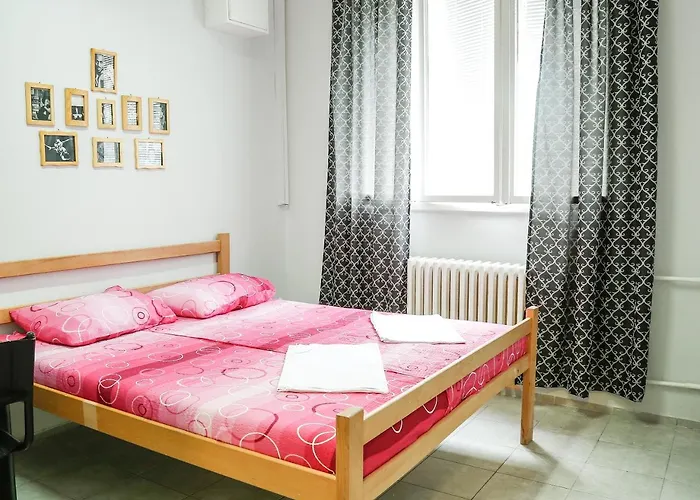 Hostel Yolo Belgrad